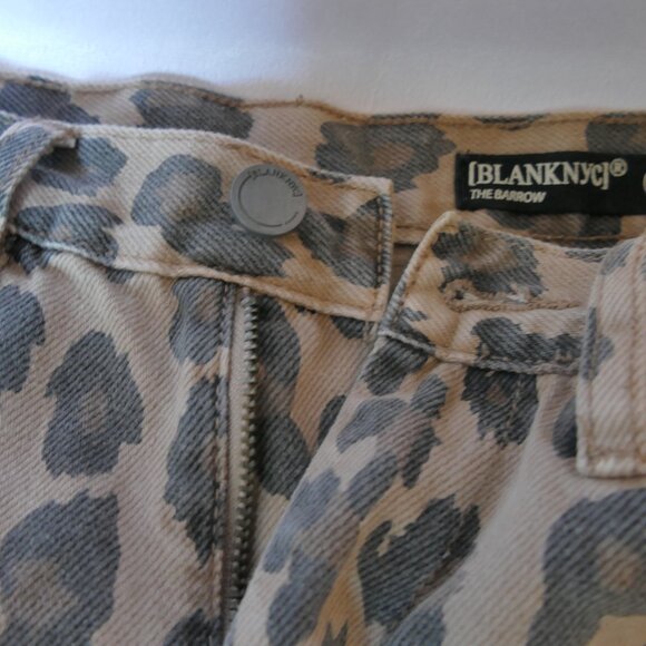 BLANK NYC 27 Denim Leopard Print Distressed Jean Shorts - Picture 7 of 12